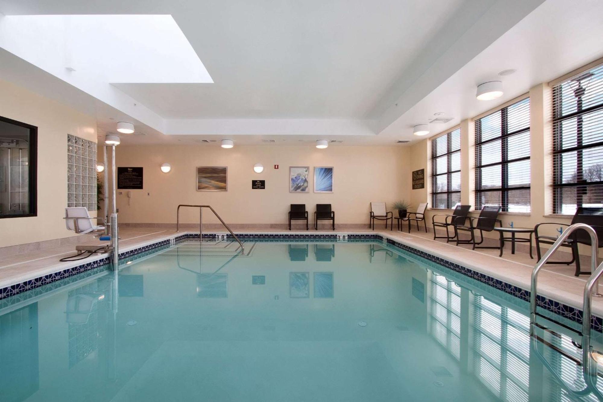 Homewood Suites By Hilton Newtown - Langhorne, Pa מראה חיצוני תמונה